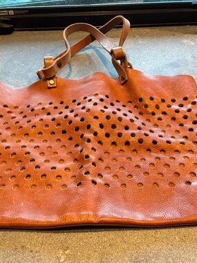 Elk leather tote/bag in saddle tan